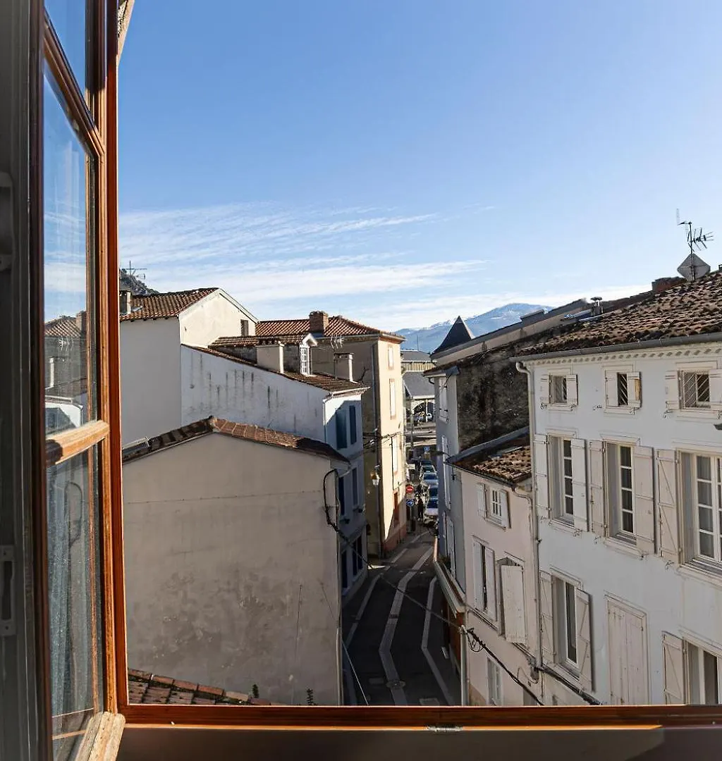 Au Pied Du Chateau, Gite Le Grand Fux Foix